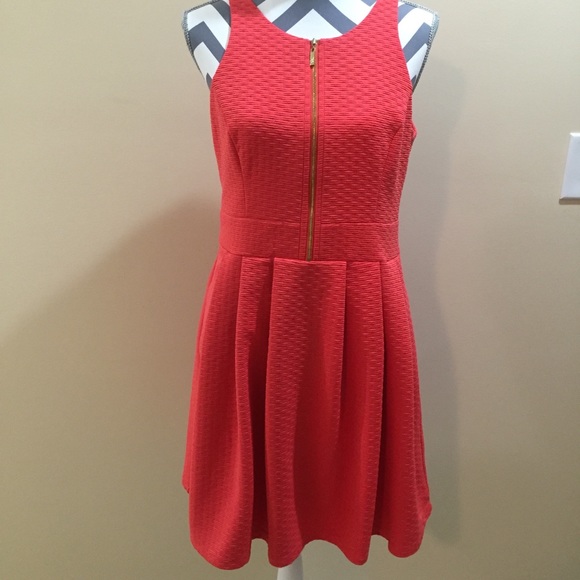 Jessica Simpson Dresses & Skirts - Jessica Simpson Open Back Dress